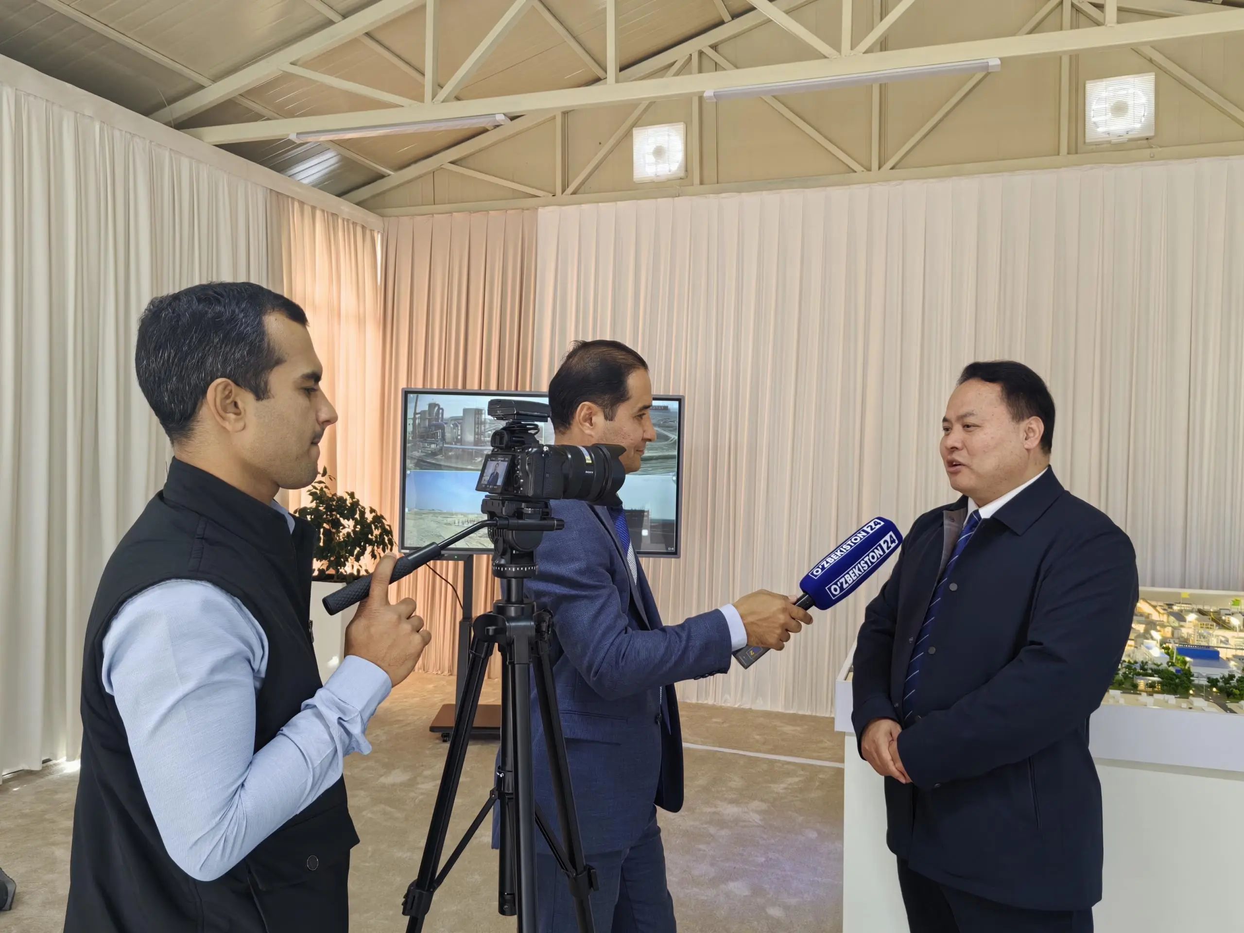 5d0ce384d4b198407b43917c23c5bc6e.jpg 5d0ce384d4b198407b43917c23c5bc6e.jpg